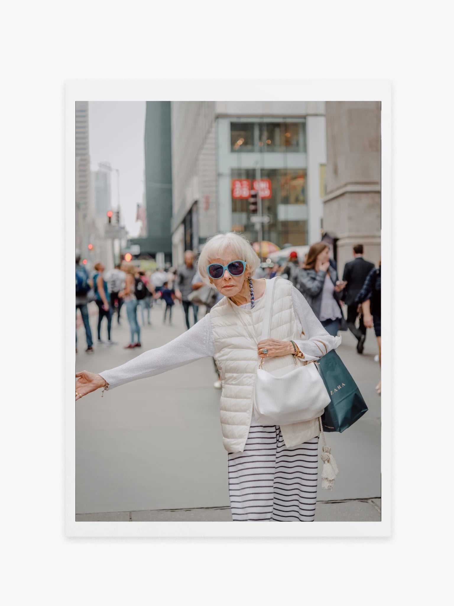 5th avenue blue glasses